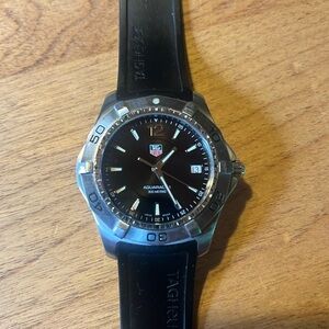 Tag Heuer Aquaracer Men’s Black Watch with Rubber Strap - WAF1110